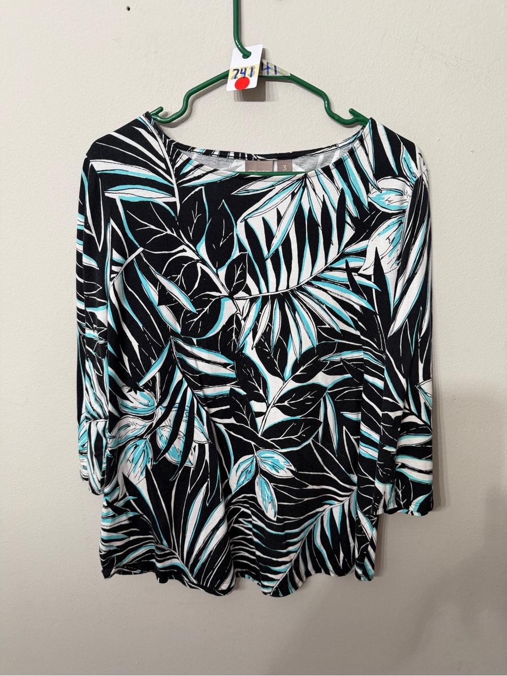 Women’s Chico’s Size 3 XL Black White Turquoise Tropical Floral Top